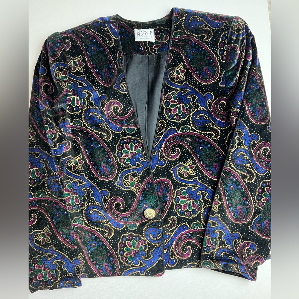 Vintage KORET petites velvet paisley colarless blazer